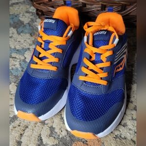 Saucony athletic shoes, women's size 5